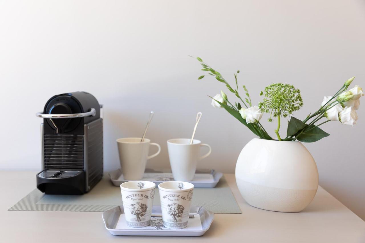 Quintessence Provence Bed & Breakfast กูต์ ภายนอก รูปภาพ