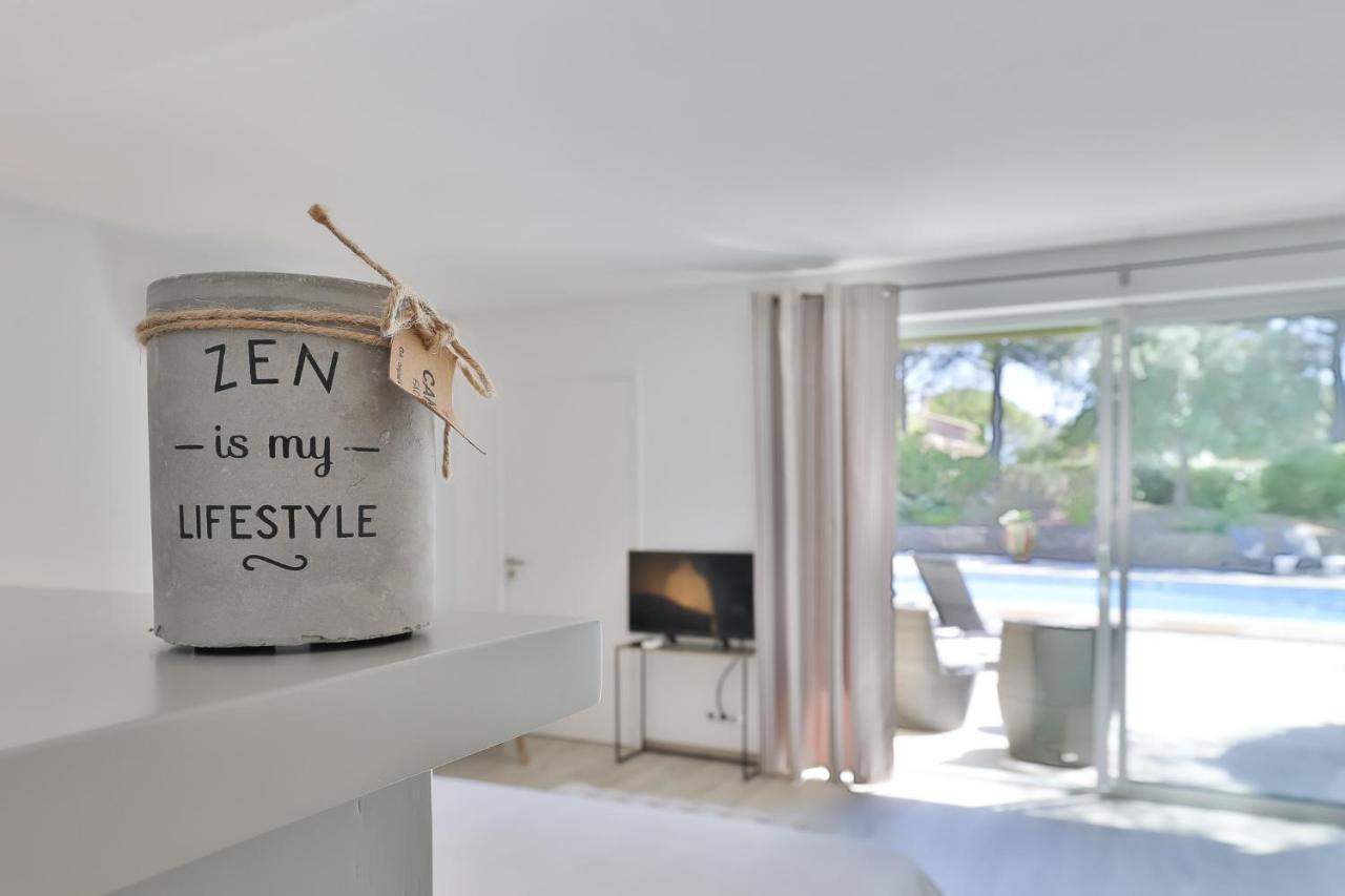 Quintessence Provence Bed & Breakfast กูต์ ภายนอก รูปภาพ
