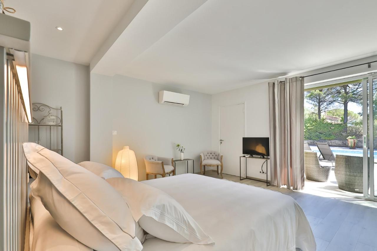 Quintessence Provence Bed & Breakfast กูต์ ภายนอก รูปภาพ